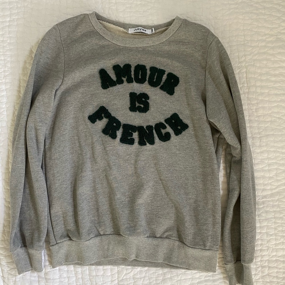 Amour is French sweatshirt
